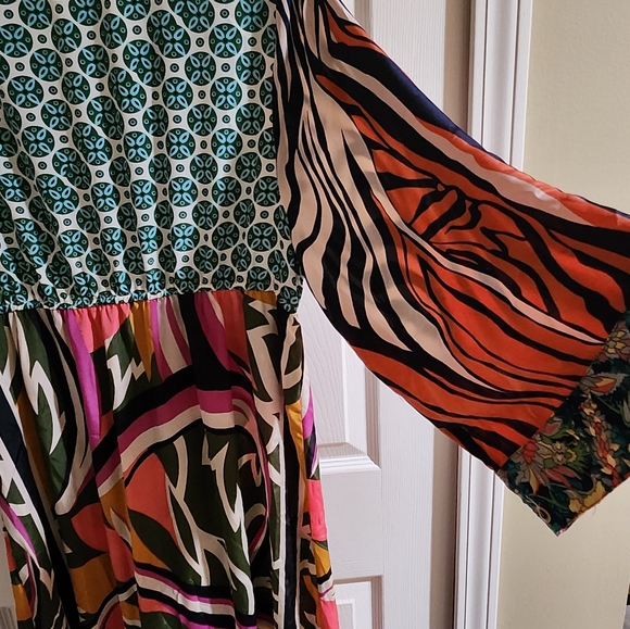 Multicolor Patterned Women's Dress - Picture 7 of 10